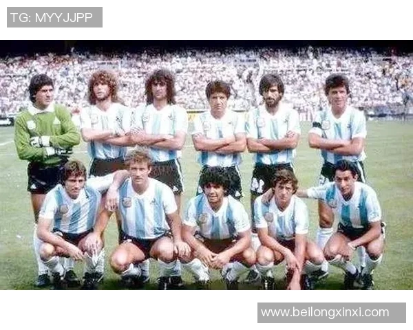 上帝之手与足球传奇:那些改变比赛历史的明星球员们 上帝之手与足球传奇:那些改变比赛历史的明星球员们